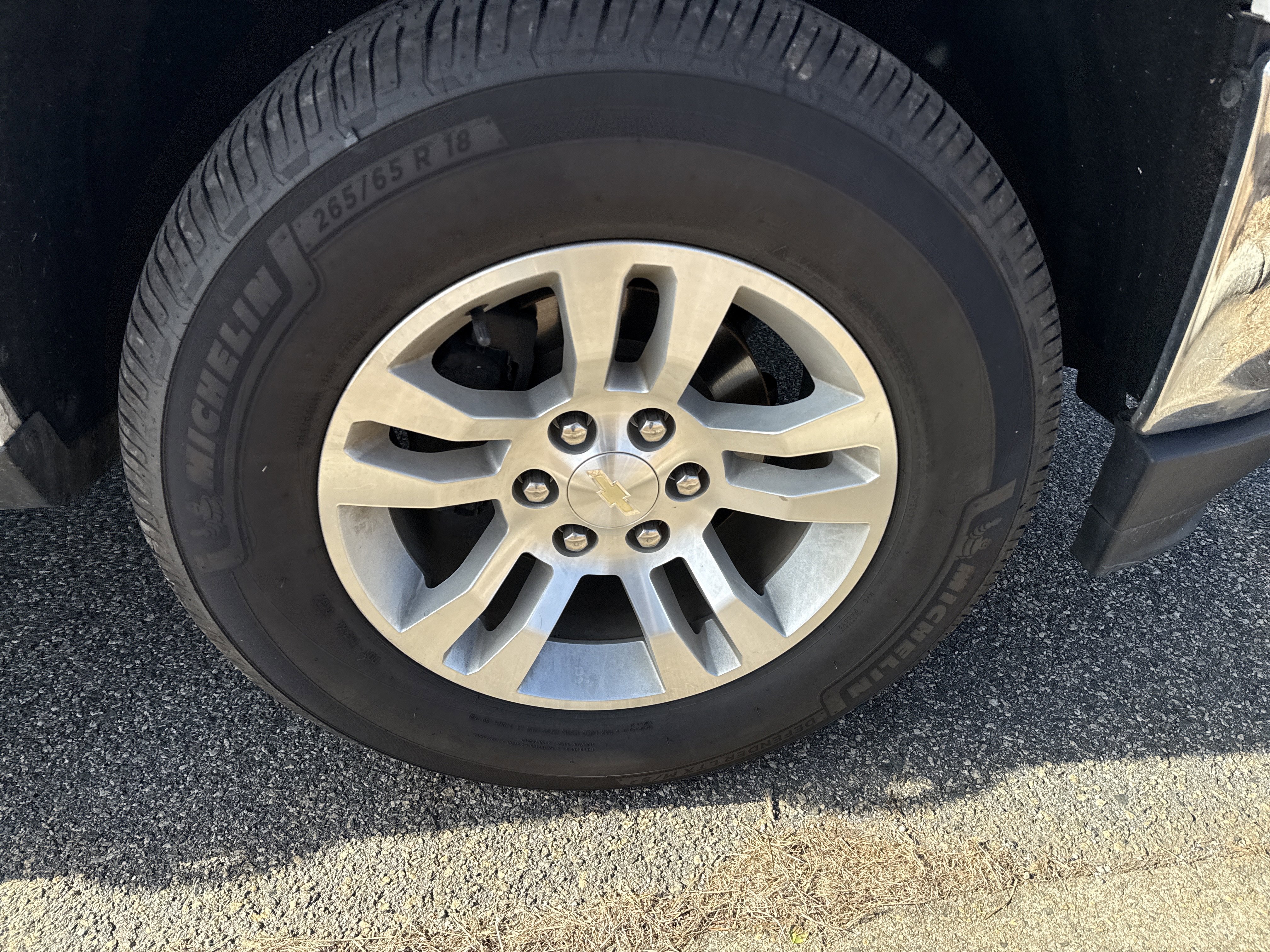 Used 2019 Chevrolet Silverado 1500 LT w/ All Star Edition image 12