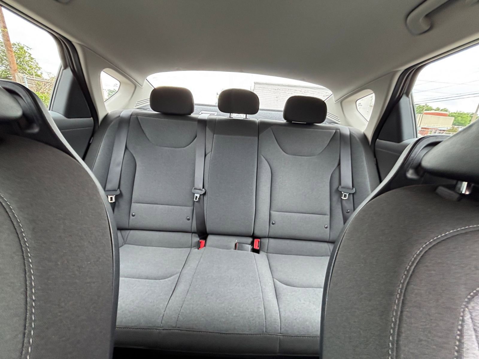 Used 2025 Kia K4 FWD image 38
