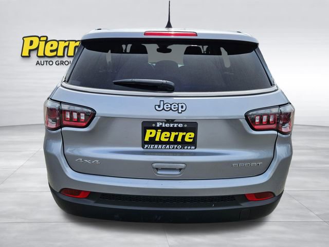 Used 2022 Jeep Compass Sport AWD/4WD image 4
