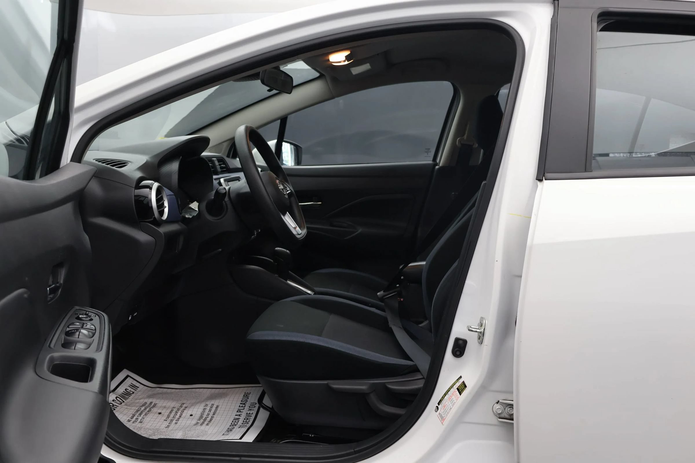 Used 2024 Nissan Versa SV FWD image 11