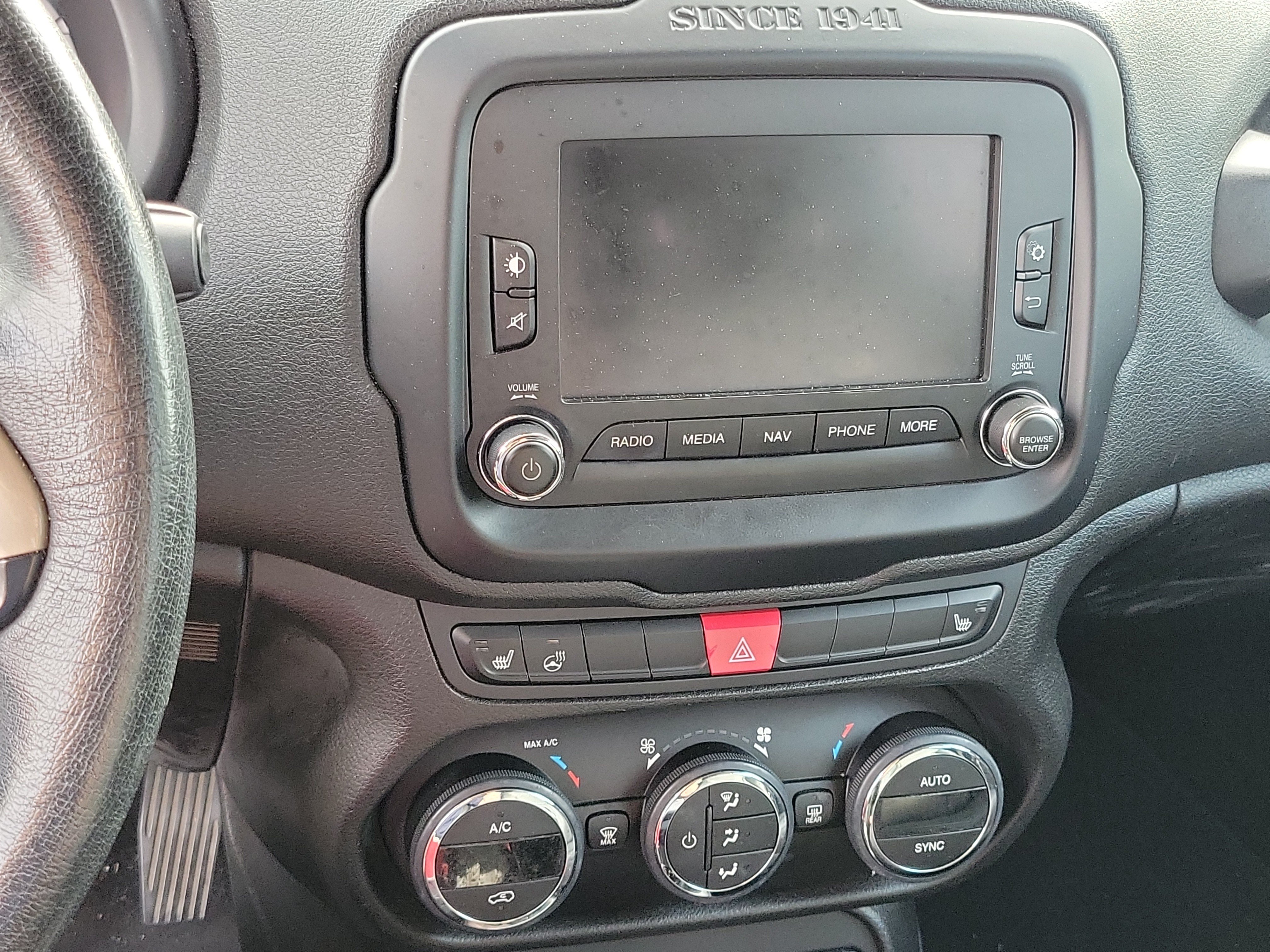 Used 2015 Jeep Renegade Limited FWD image 7
