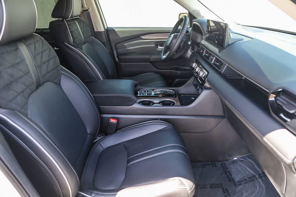 Used 2026 Honda Pilot Elite image 8