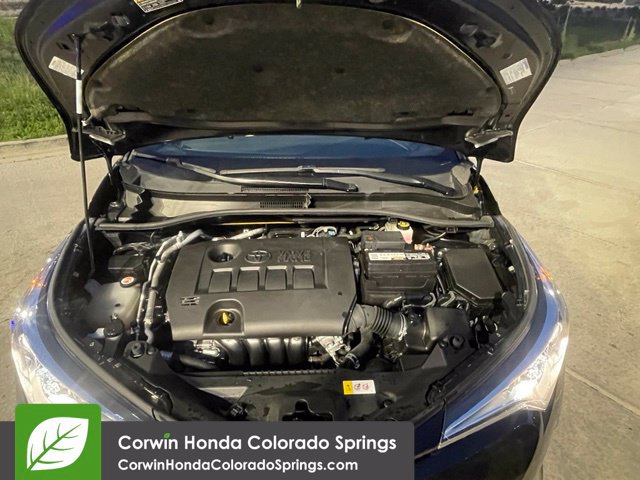 Used 2019 Toyota C-HR XLE FWD image 34
