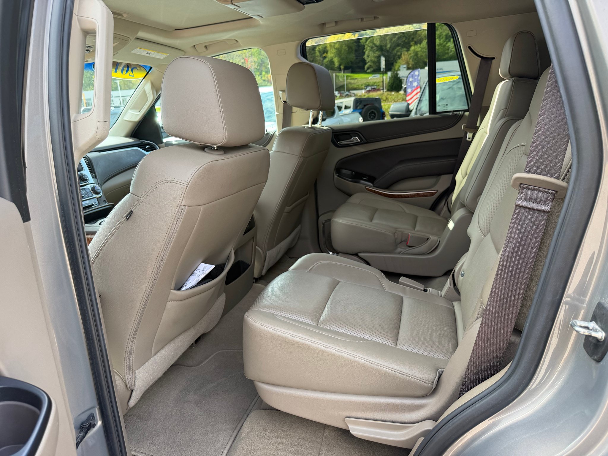 Used 2019 Chevrolet Tahoe Premier AWD/4WD image 8