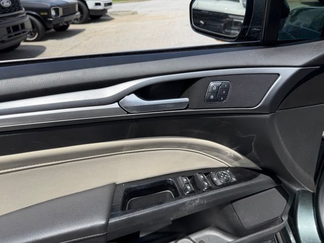 Used 2015 Ford Fusion Energi Titanium w/ Driver Assist Package FWD image 7