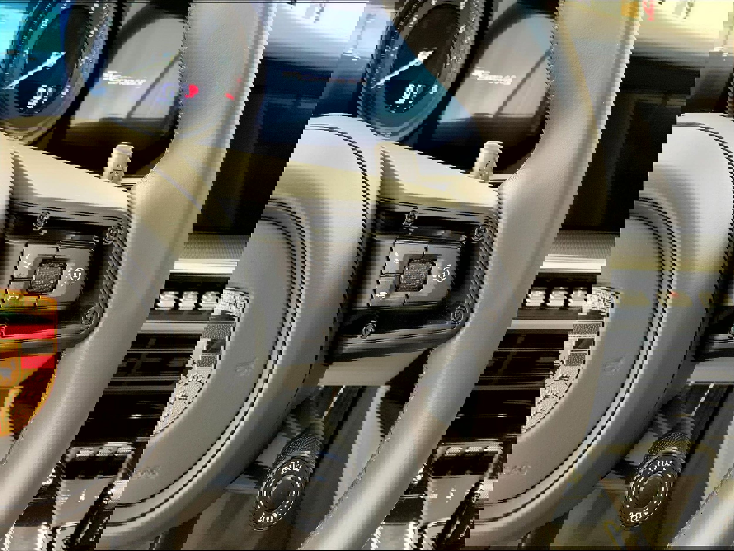 Used 2023 Porsche 911 Carrera 4S image 16