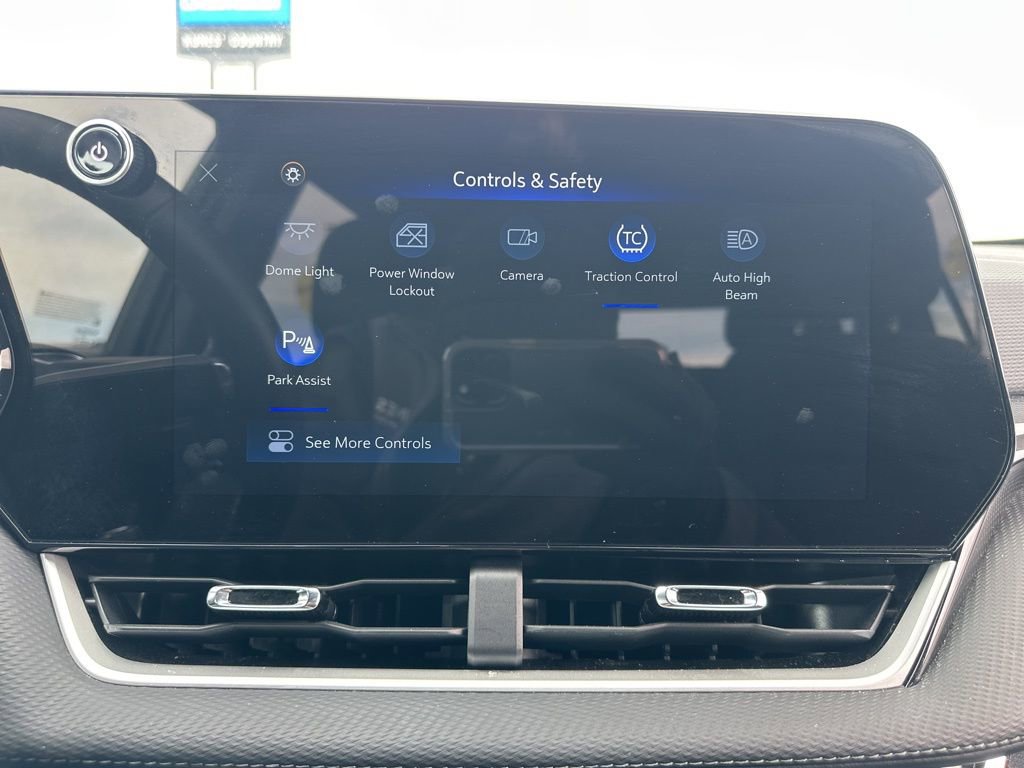 Used 2025 Chevrolet Equinox LT AWD/4WD image 41