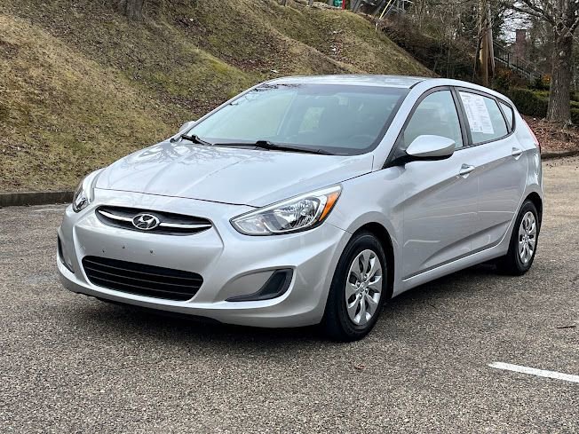 Used 2017 Hyundai Accent SE image 25