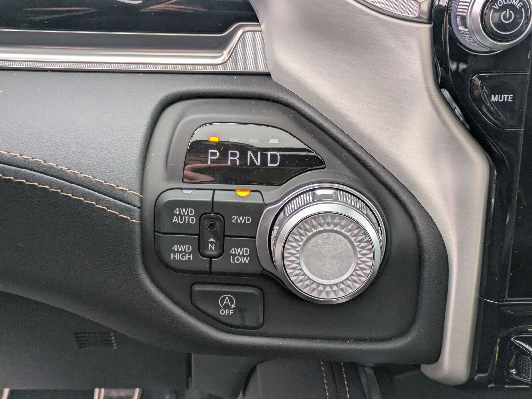 New 2026 RAM 1500 Tungsten w/ Trailer Tow Group AWD/4WD image 20