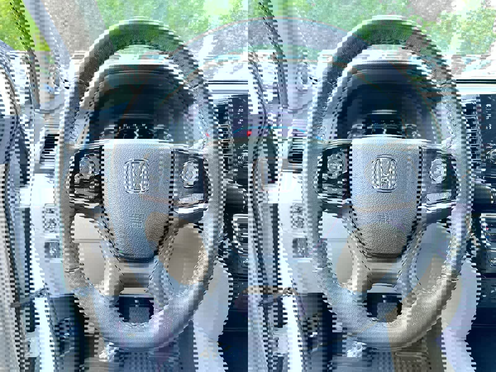 Used 2022 Honda Pilot Touring image 18