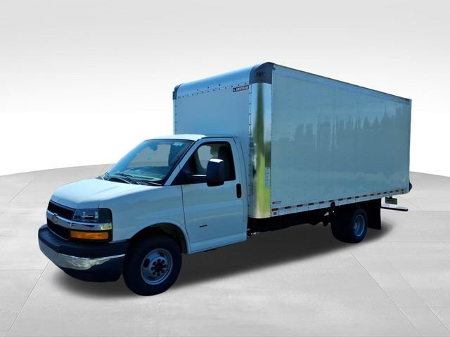 New 2026 Chevrolet Express 3500 w/ Power Convenience Package RWD image 4