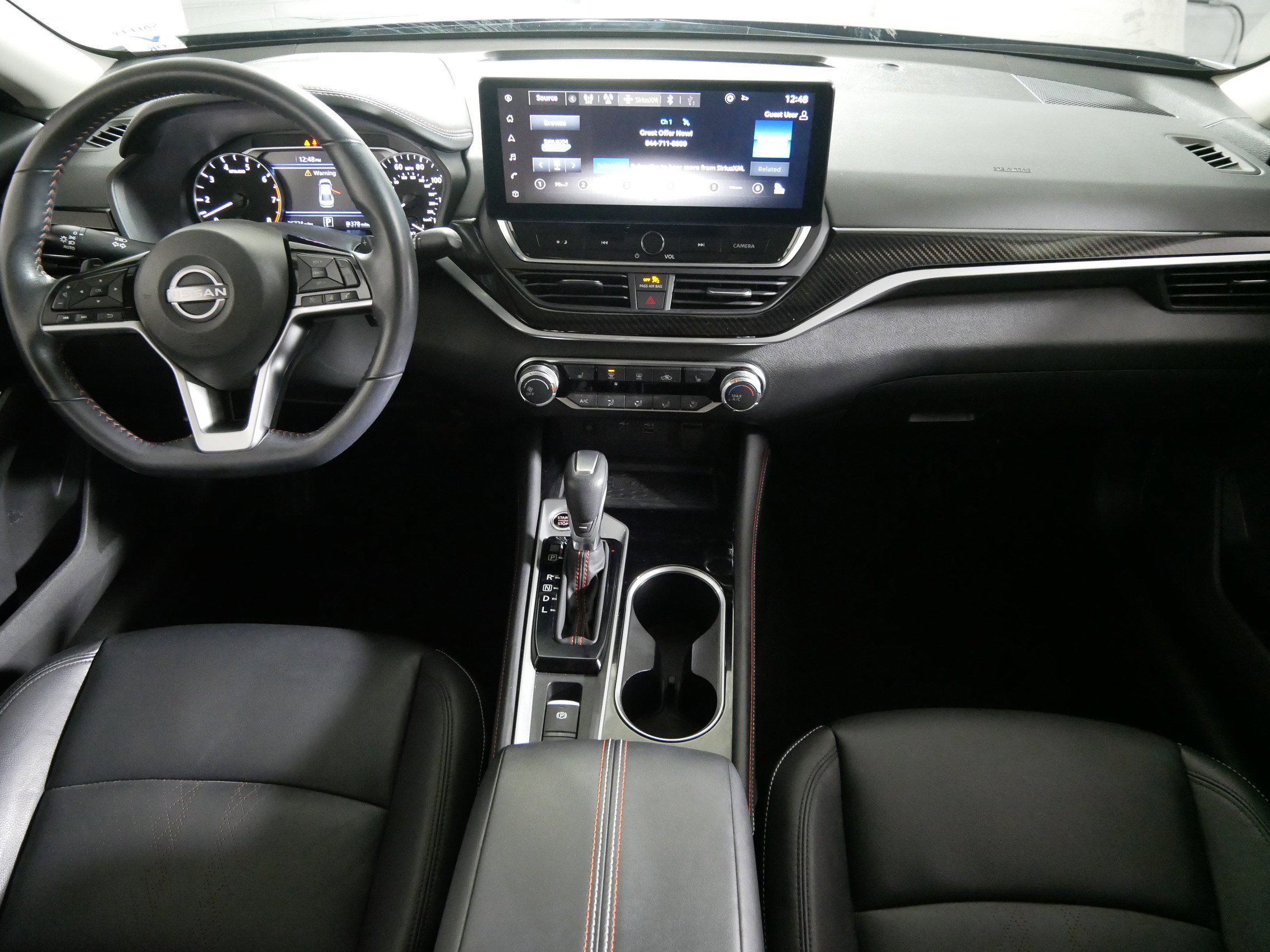 Used 2024 Nissan Altima 2.5 SR w/ SR Premium Package AWD/4WD image 10