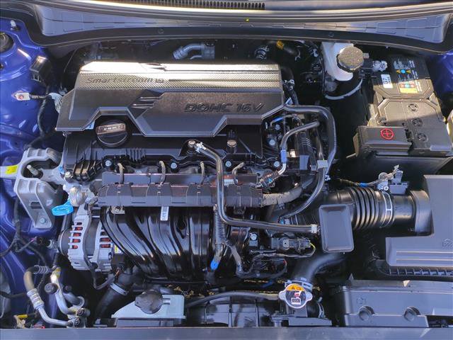 Certified 2025 Hyundai Elantra SE image 21