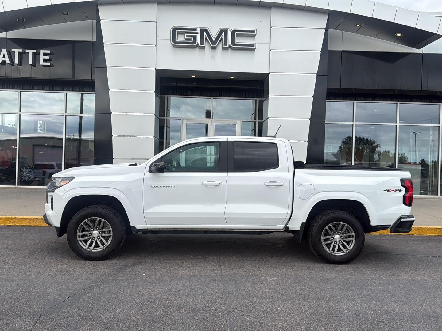 Used 2024 Chevrolet Colorado LT w/ LT Convenience Package II