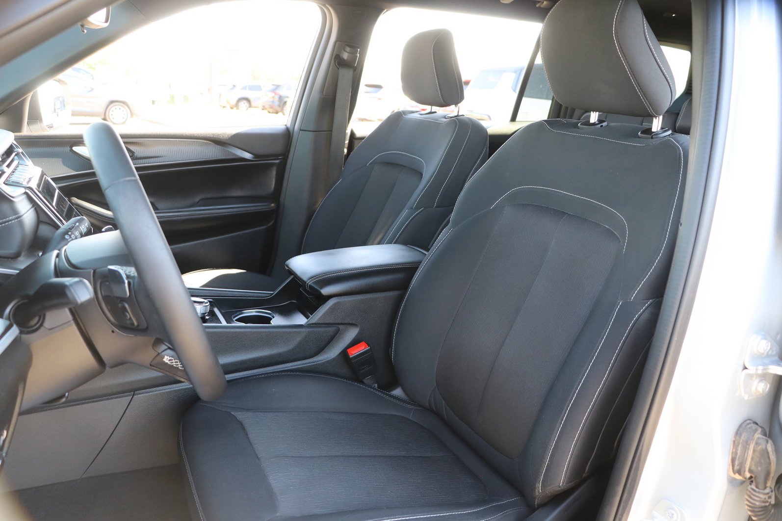 Used 2024 Jeep Grand Cherokee L Laredo AWD/4WD image 14