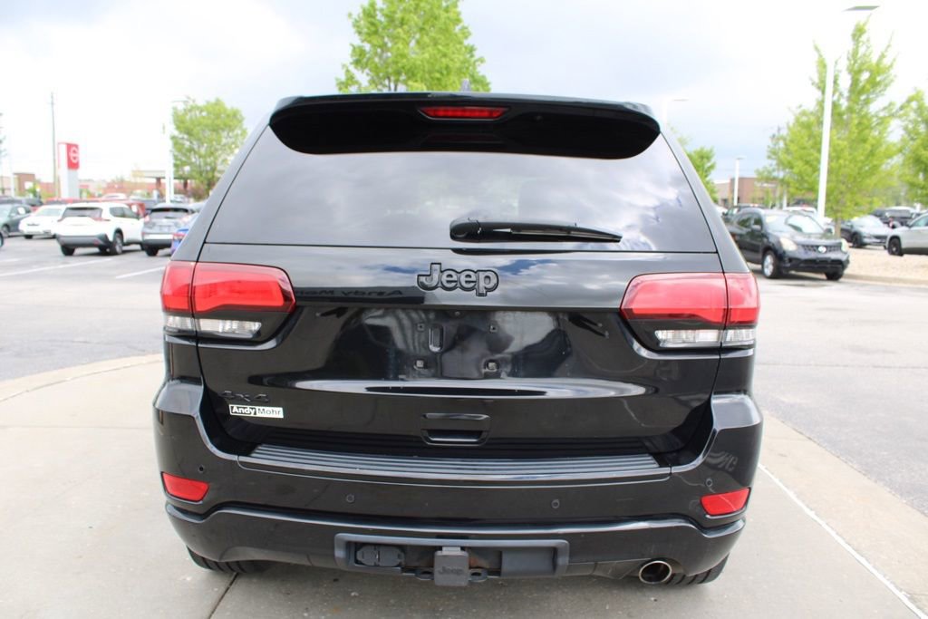 Used 2017 Jeep Grand Cherokee Altitude AWD/4WD image 8