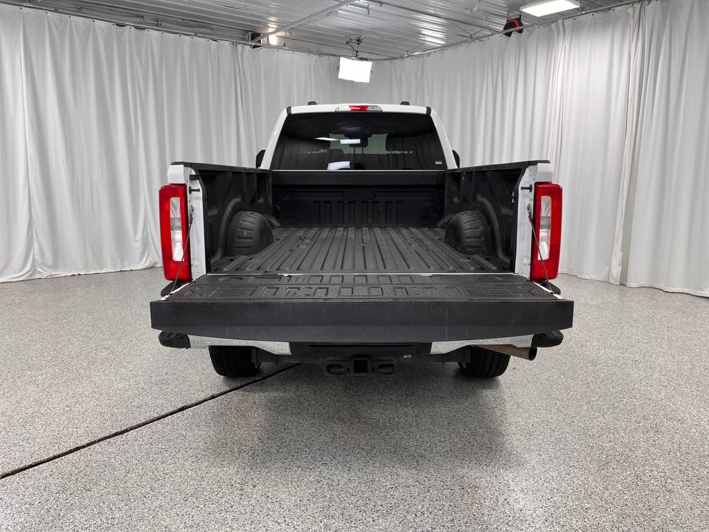 Used 2024 Ford F350 XLT w/ FX4 Off-Road Package AWD/4WD image 22