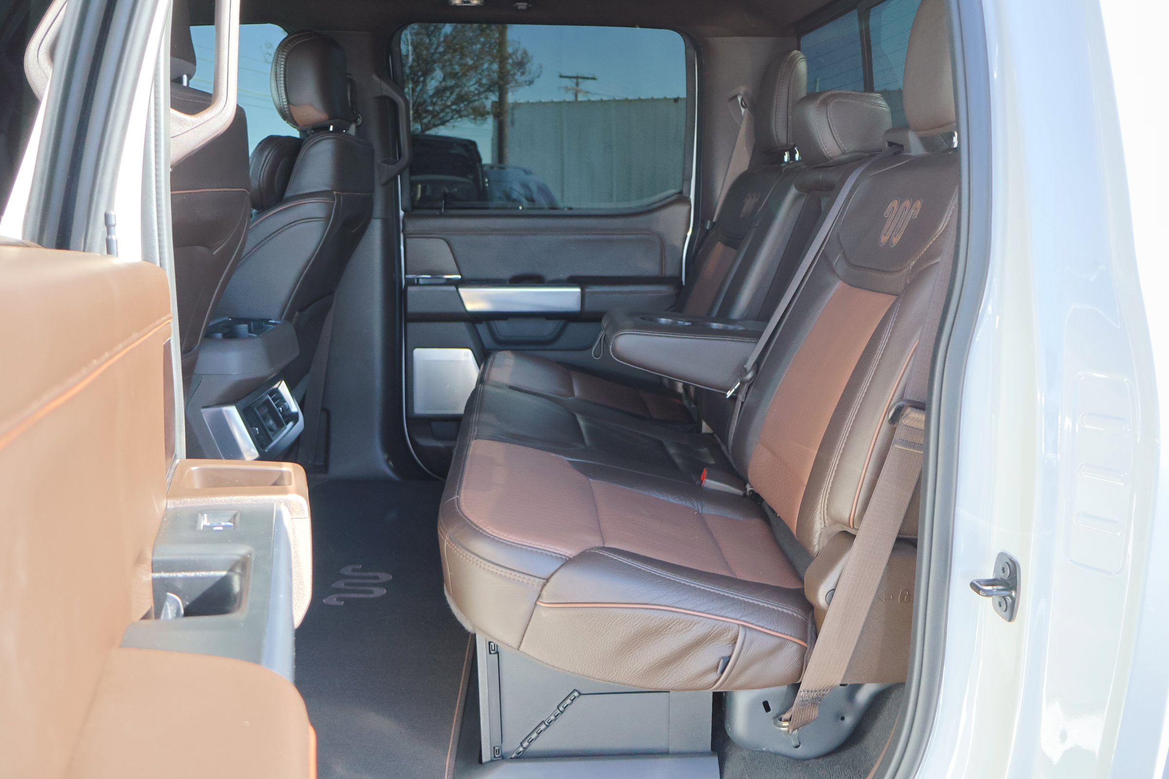 Certified 2024 Ford F350 King Ranch w/ Chrome Package image 31