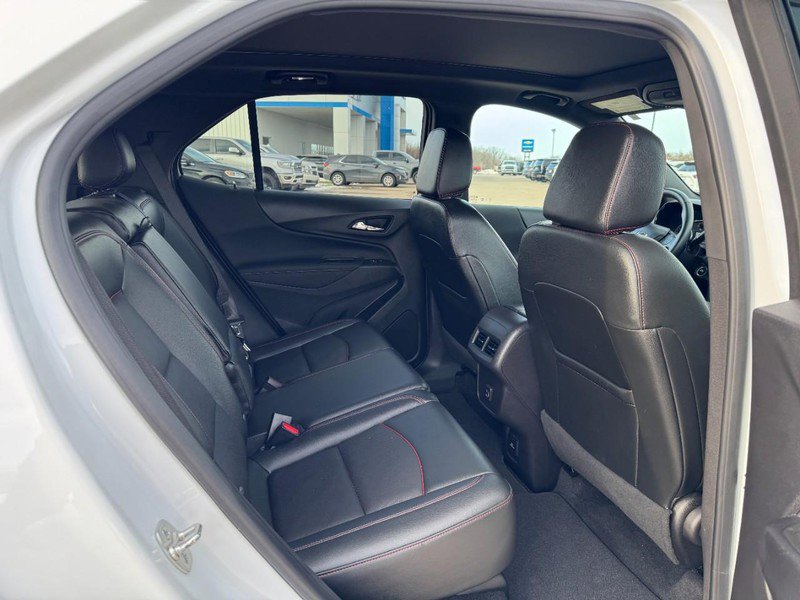Used 2024 Chevrolet Equinox RS w/ RS Leather Package image 10