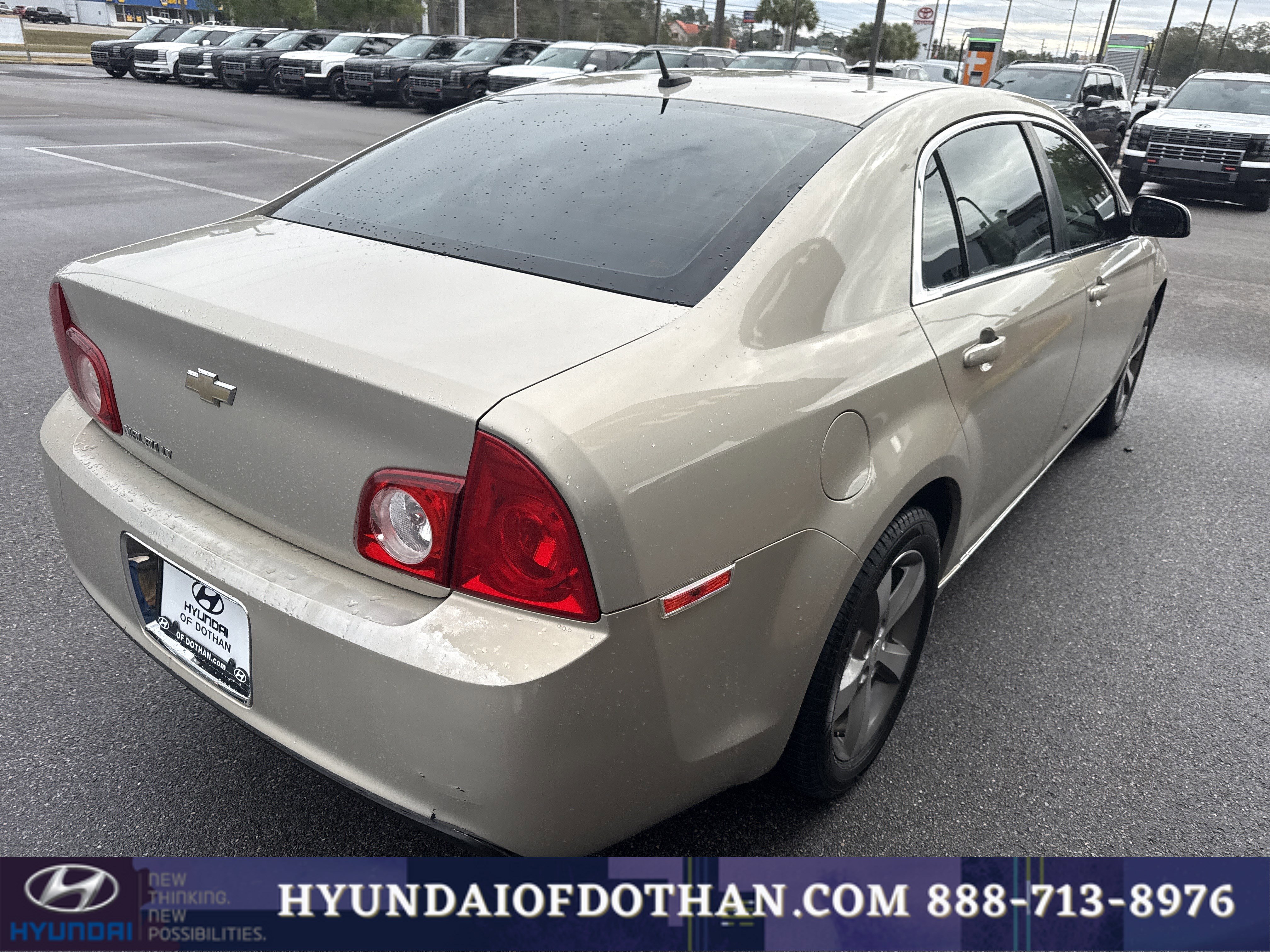 Used 2011 Chevrolet Malibu LT w/ Power Convenience Package image 4