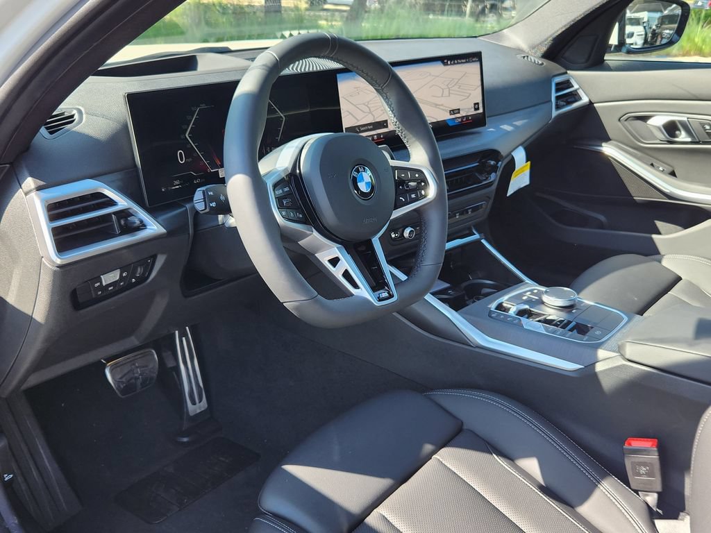New 2026 BMW 330i xDrive Sedan w/ M Sport Package AWD/4WD image 9