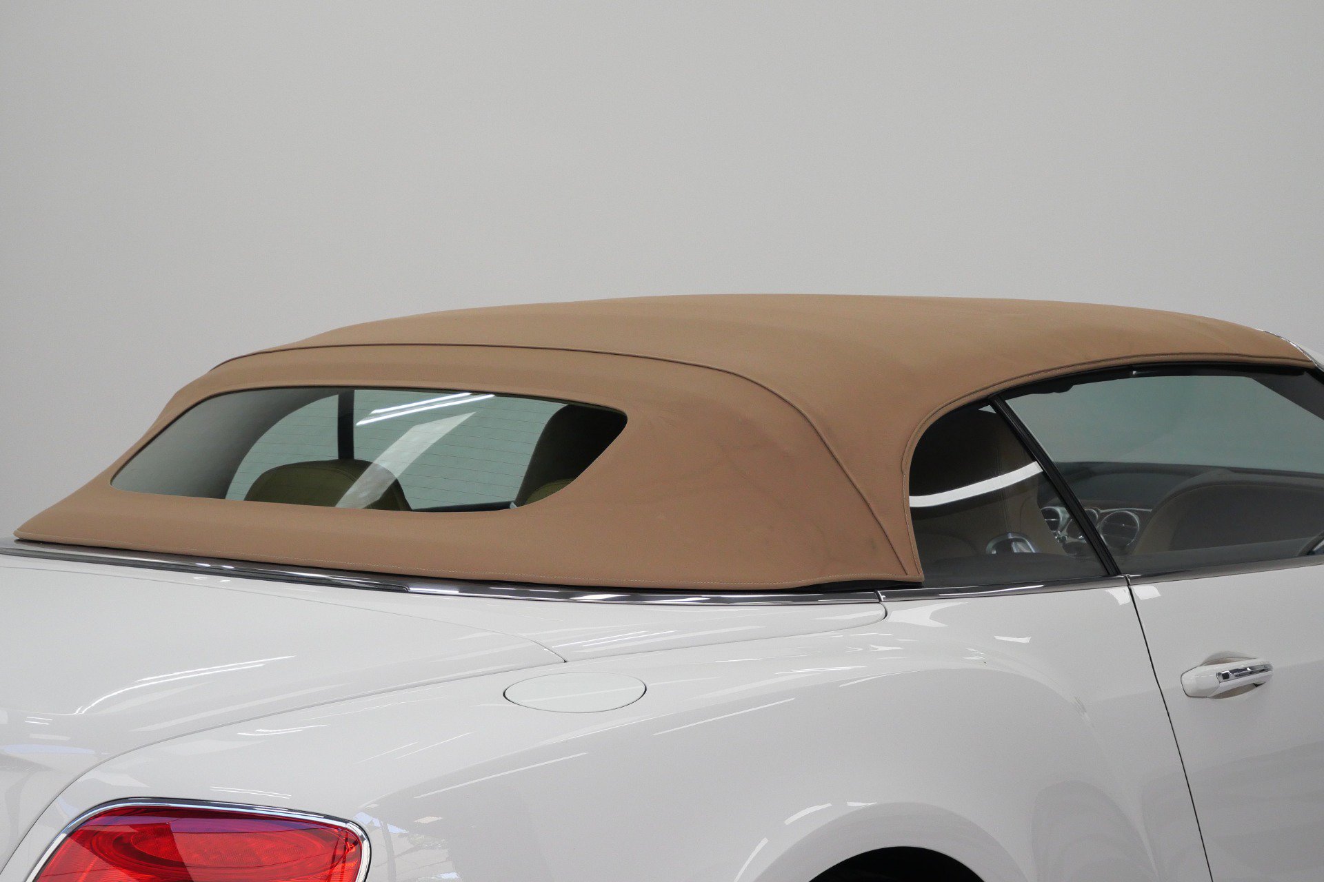 Used 2018 Bentley Continental GT AWD/4WD image 17
