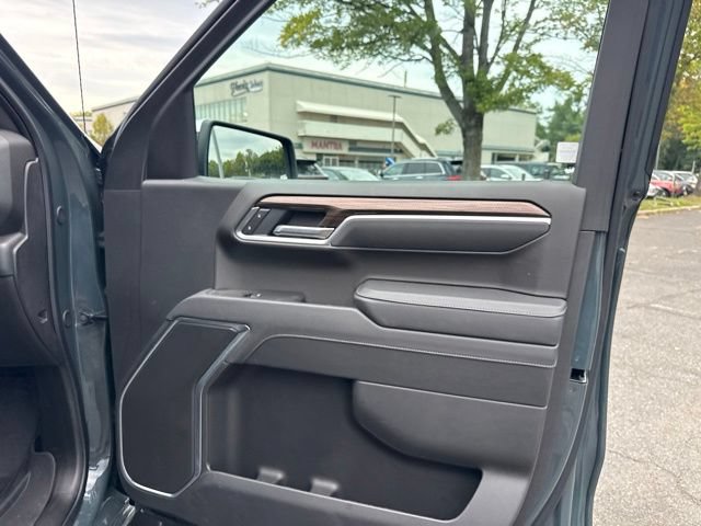 Used 2025 Chevrolet Silverado 1500 LT AWD/4WD image 30
