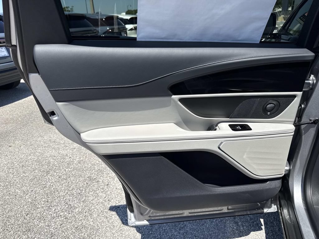 New 2026 Lincoln Nautilus Premier w/ Equipment Group 102A AWD/4WD image 13
