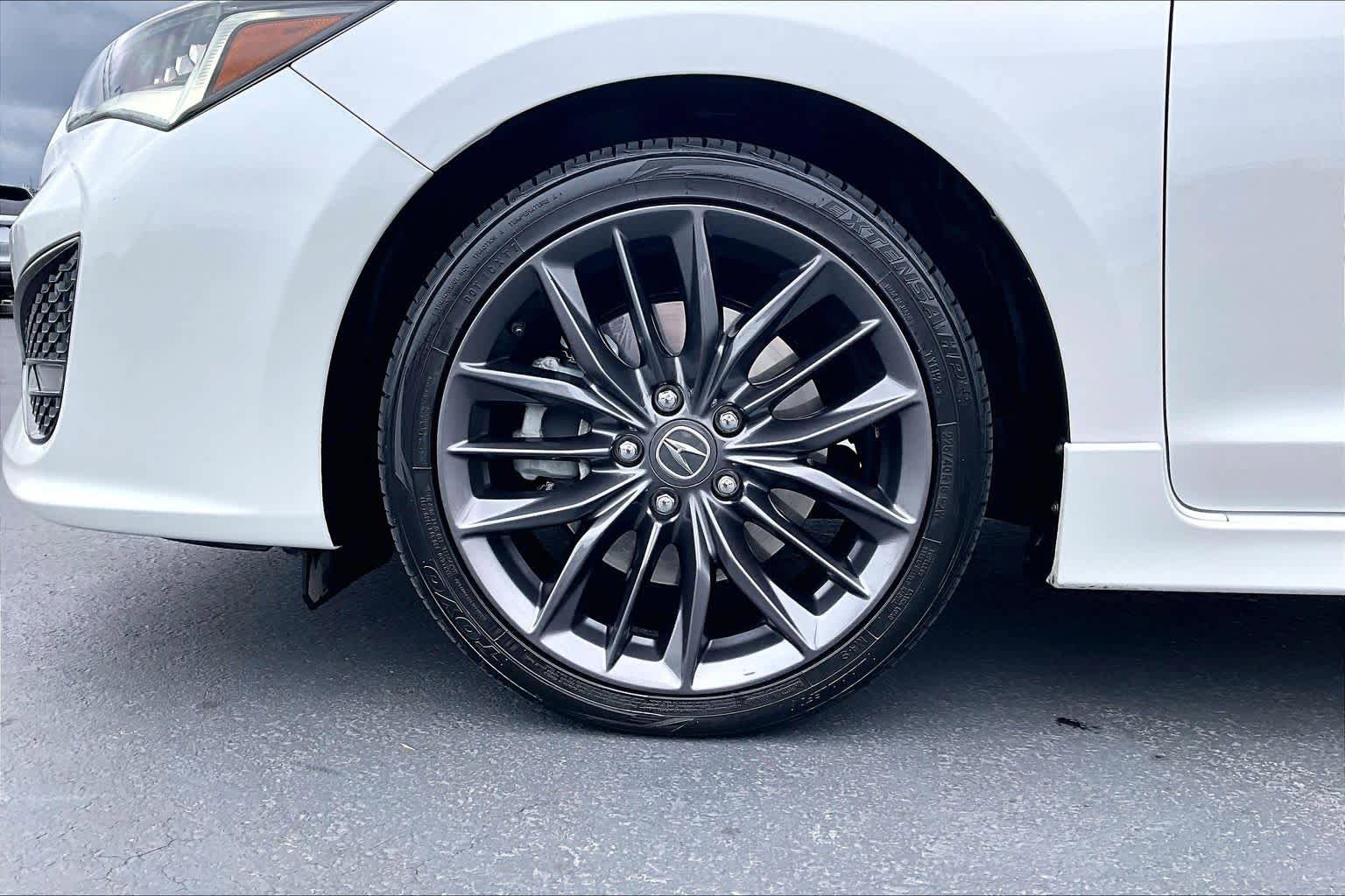 Used 2020 Acura ILX FWD image 10