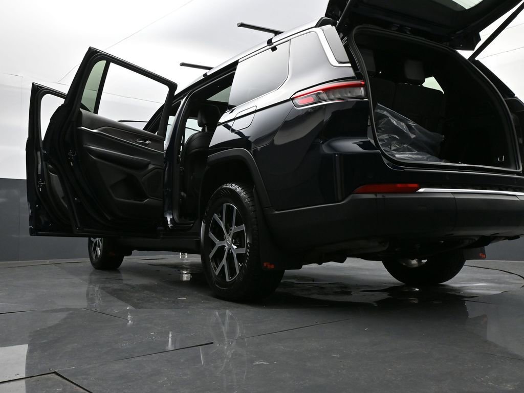 Used 2024 Jeep Grand Cherokee L Limited w/ Trailer Tow Package image 38