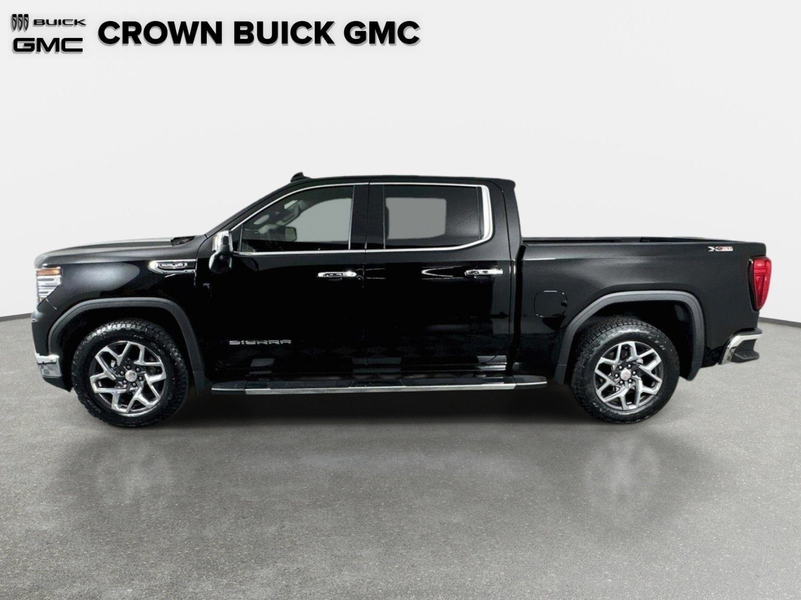 Certified 2023 GMC Sierra 1500 SLT w/ SLT Premium Package AWD/4WD image 8