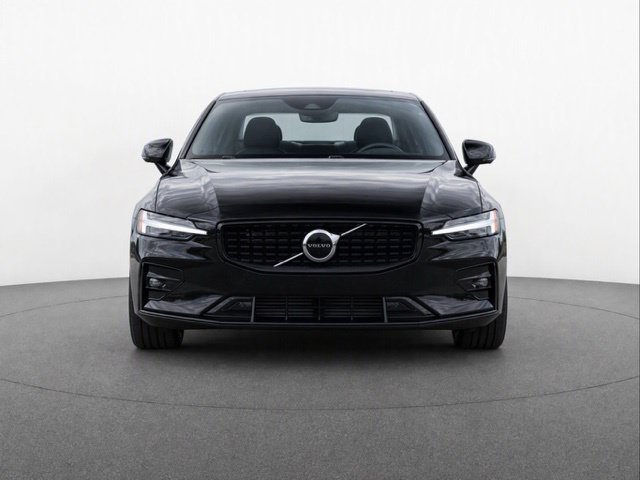 Used 2023 Volvo S60 B5 Plus w/ Climate Package AWD/4WD image 2