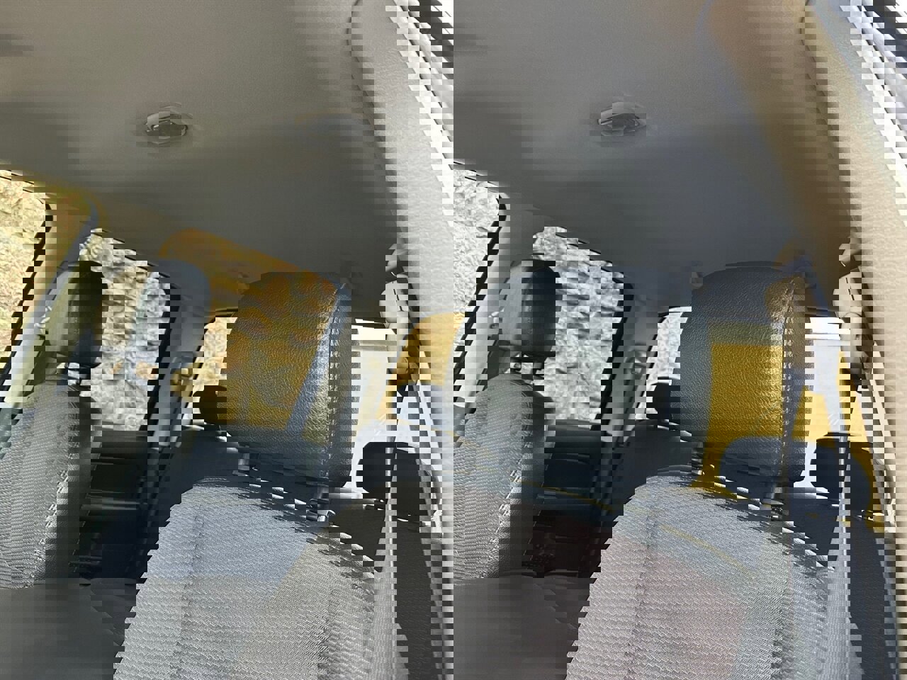 Used 2005 Dodge Ram 2500 Truck ST w/ Trailer Tow Group image 16