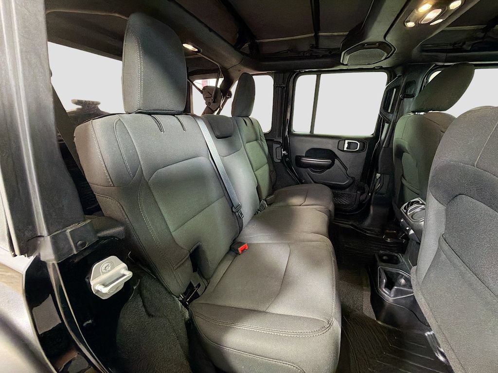 Used 2021 Jeep Wrangler Unlimited Sport AWD/4WD image 27