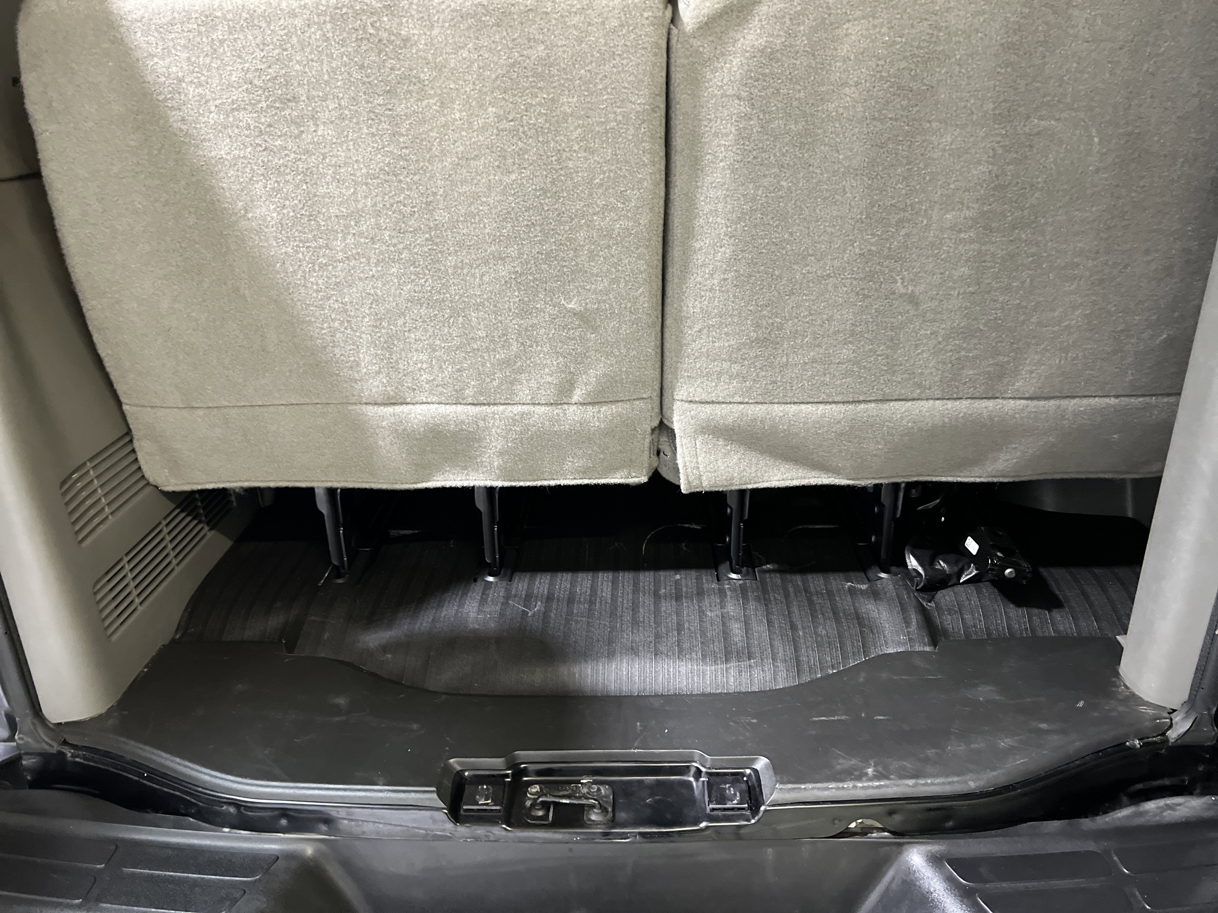 Certified 2025 Chevrolet Express 3500 LS image 14