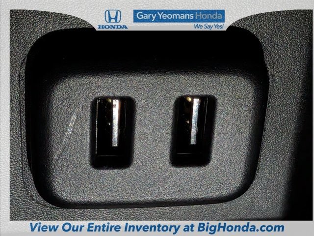 Used 2024 Chevrolet Equinox Premier FWD image 28