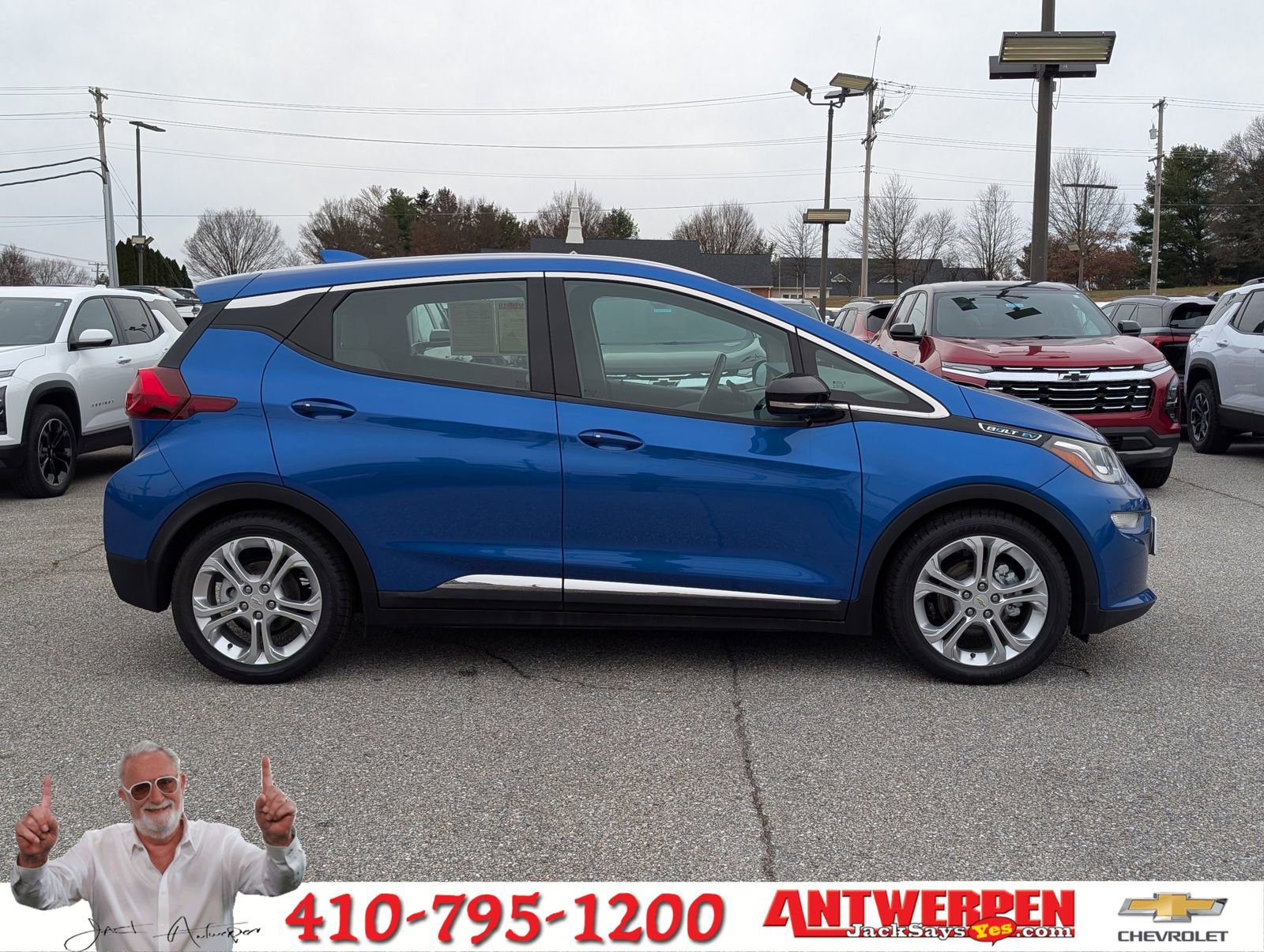 Used 2018 Chevrolet Bolt LT image 2