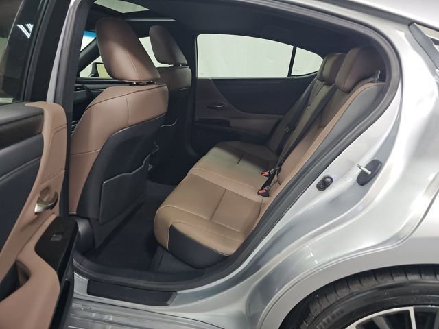 Used 2025 Lexus ES 350 350 w/ Premium Package image 9