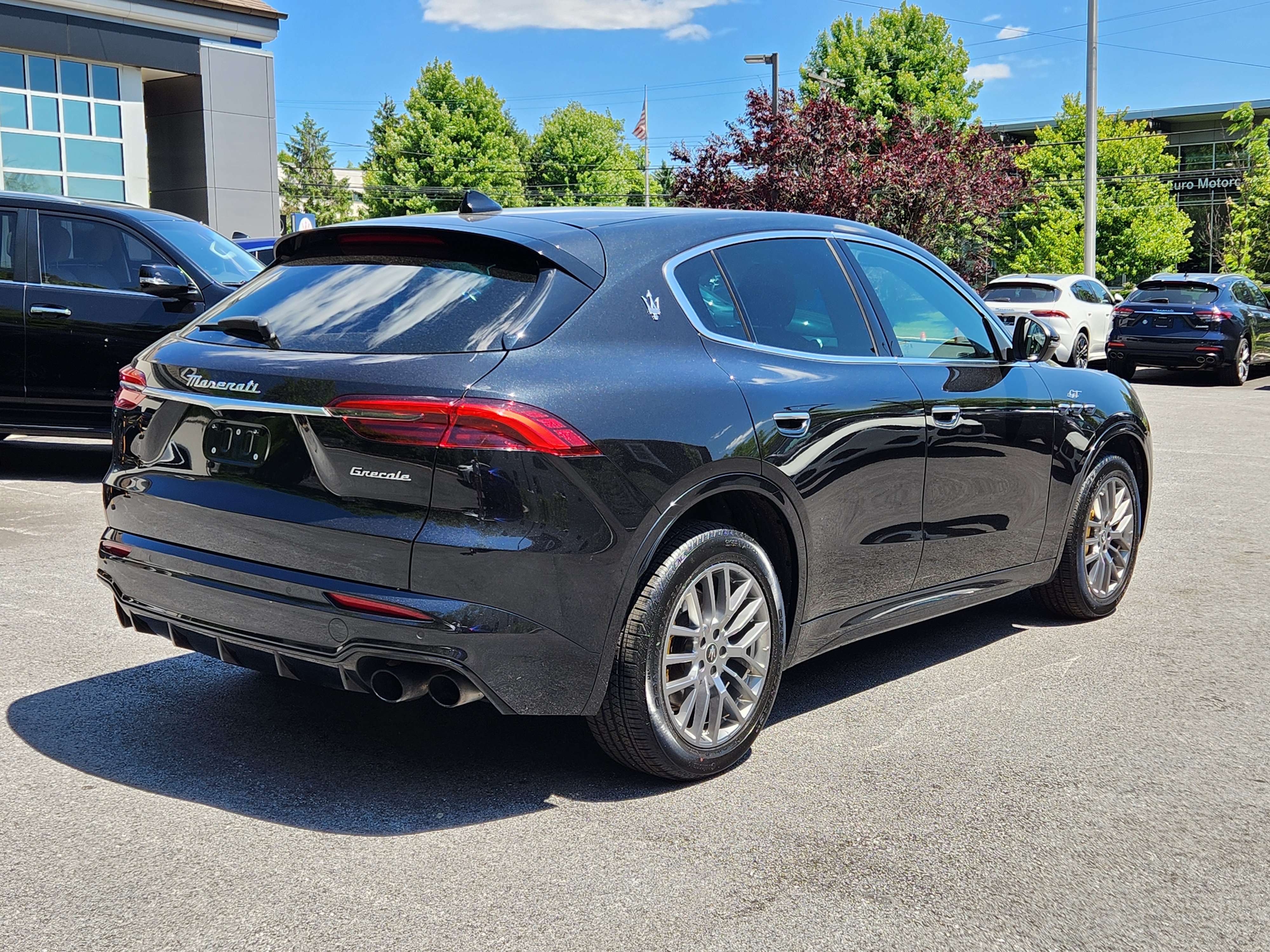 Used 2023 Maserati Grecale Modena AWD/4WD image 4