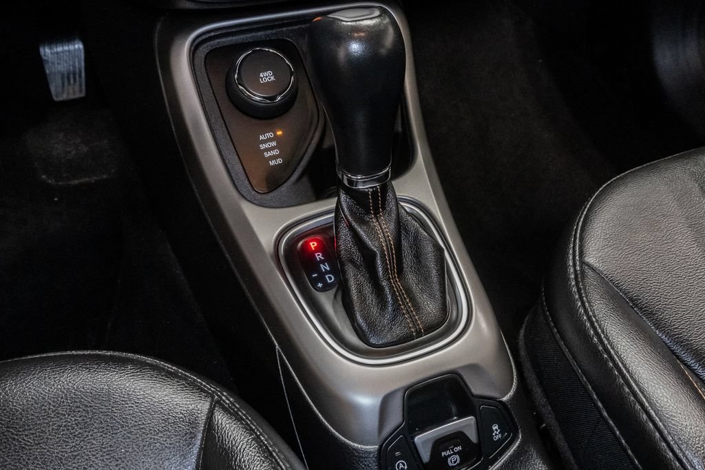 Used 2019 Jeep Compass Latitude w/ Popular Equipment Group AWD/4WD image 21