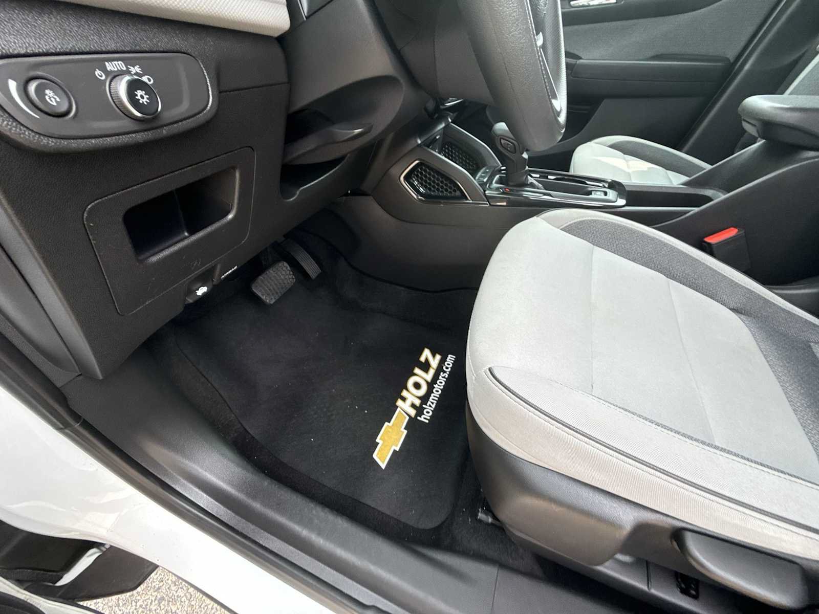 Used 2025 Chevrolet TrailBlazer LT FWD image 31