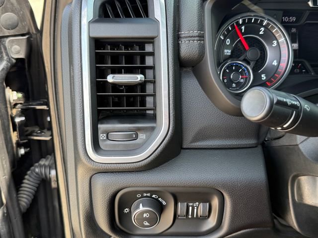 Used 2022 RAM 2500 Laramie AWD/4WD image 23