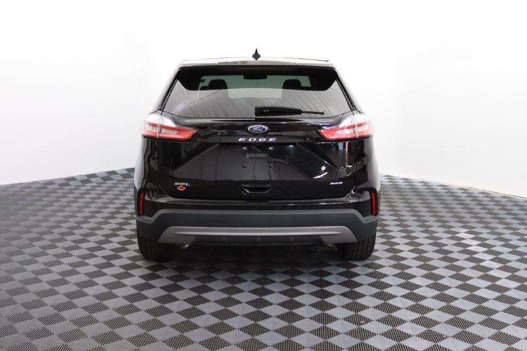 Used 2023 Ford Edge SEL AWD/4WD image 7