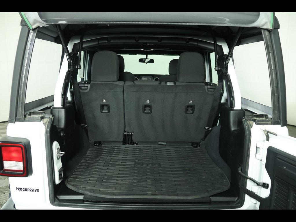 Used 2022 Jeep Wrangler Unlimited Sport AWD/4WD image 10
