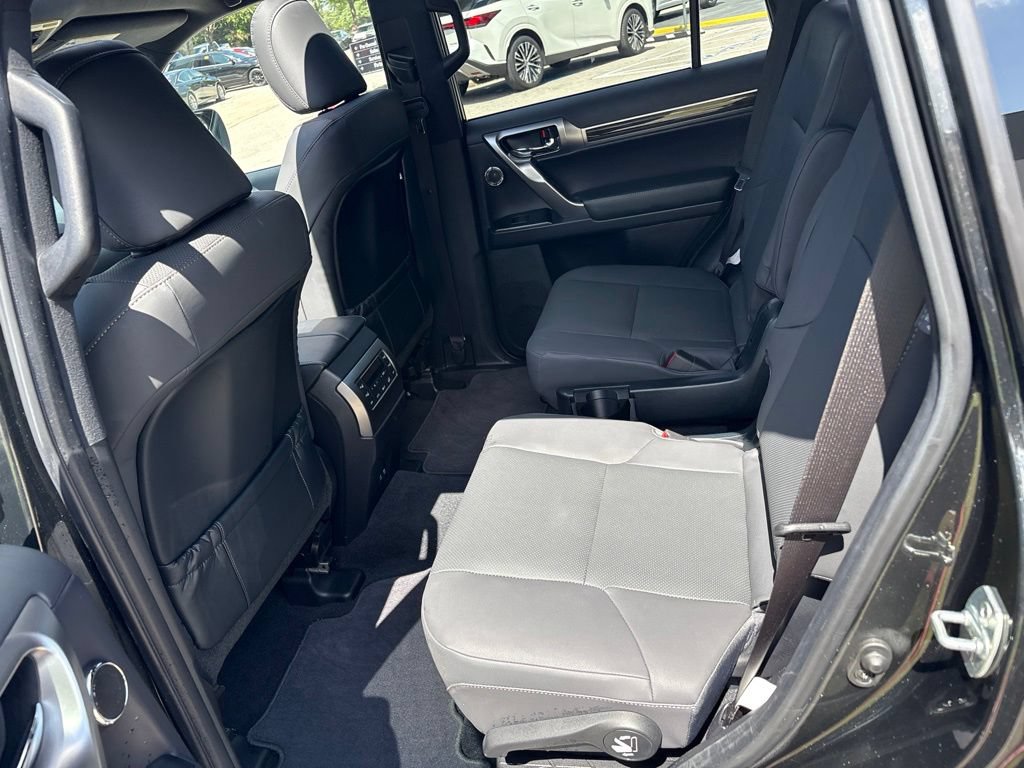 Certified 2023 Lexus GX 460 Premium w/ Accessory Package AWD/4WD image 20