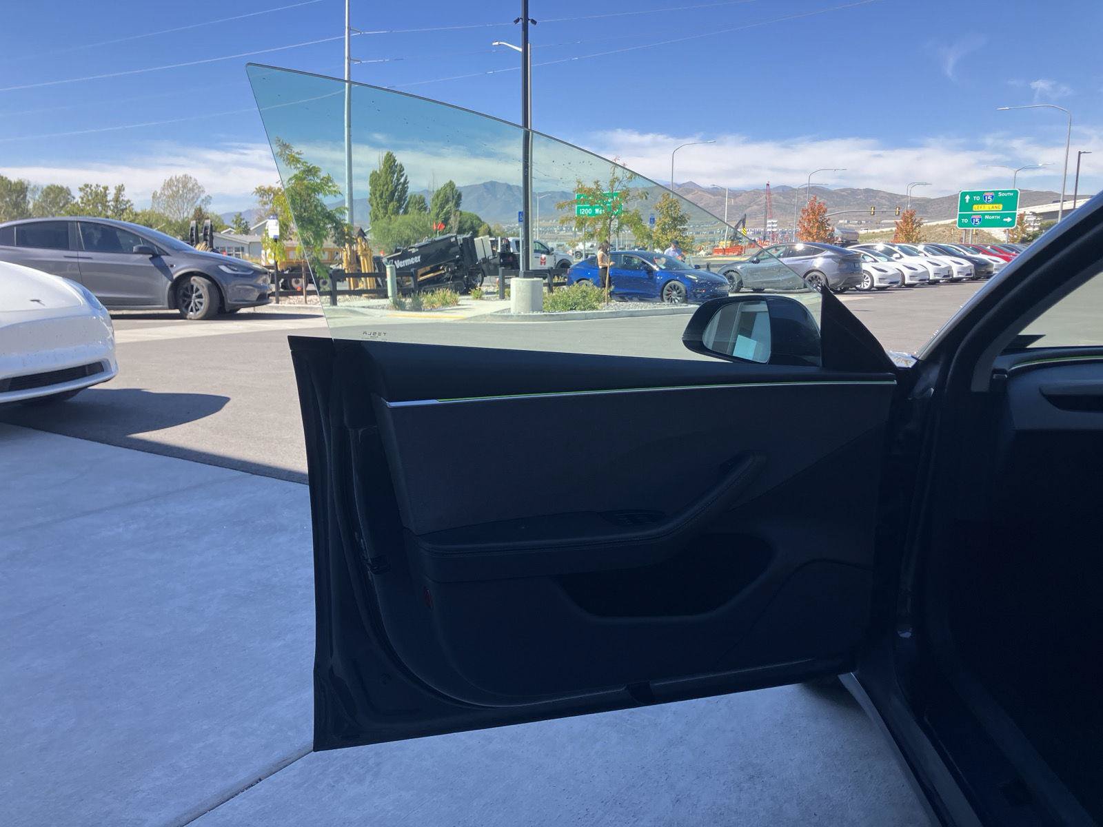 Used 2025 Tesla Model 3 Long Range RWD image 13
