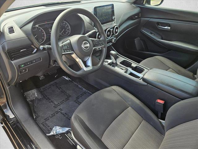 Used 2024 Nissan Sentra SV image 9