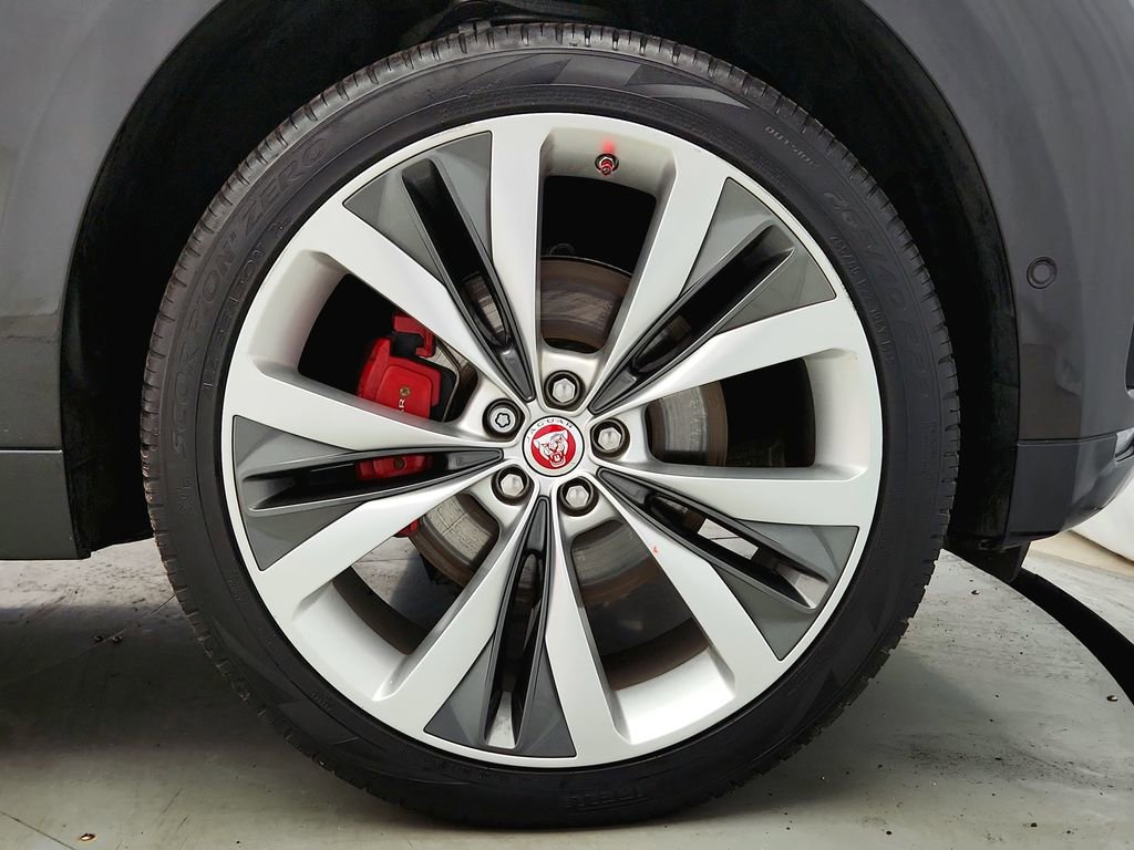 Used 2018 Jaguar F-PACE S image 37