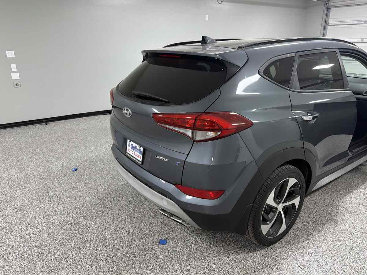 Used 2017 Hyundai Tucson Limited w/ Limited Ultimate Package 03 FWD image 33