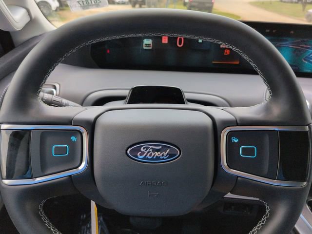 New 2026 Ford Expedition Platinum image 30